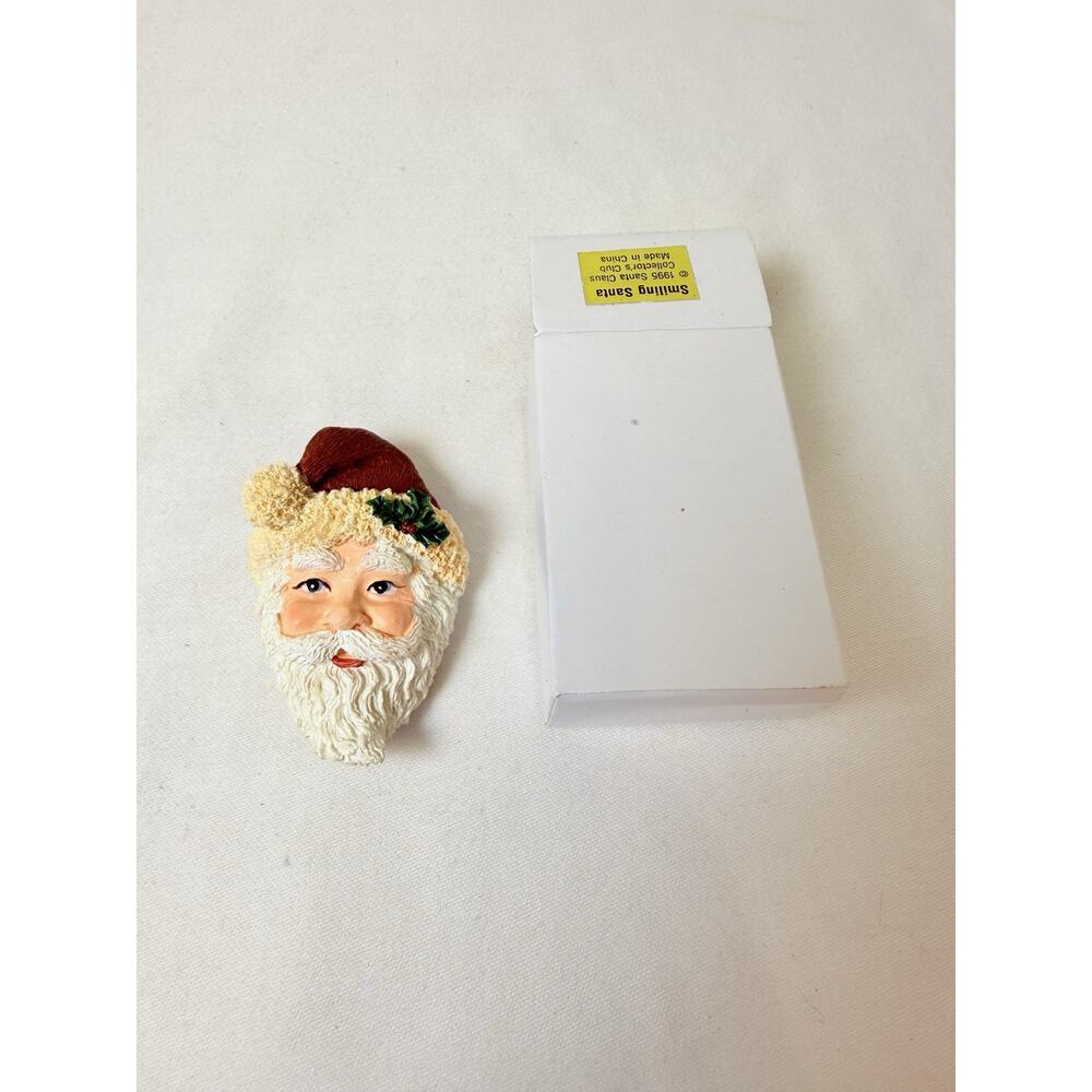 Liberty Falls Smiling Santa Brooch Pin 1995 Santa